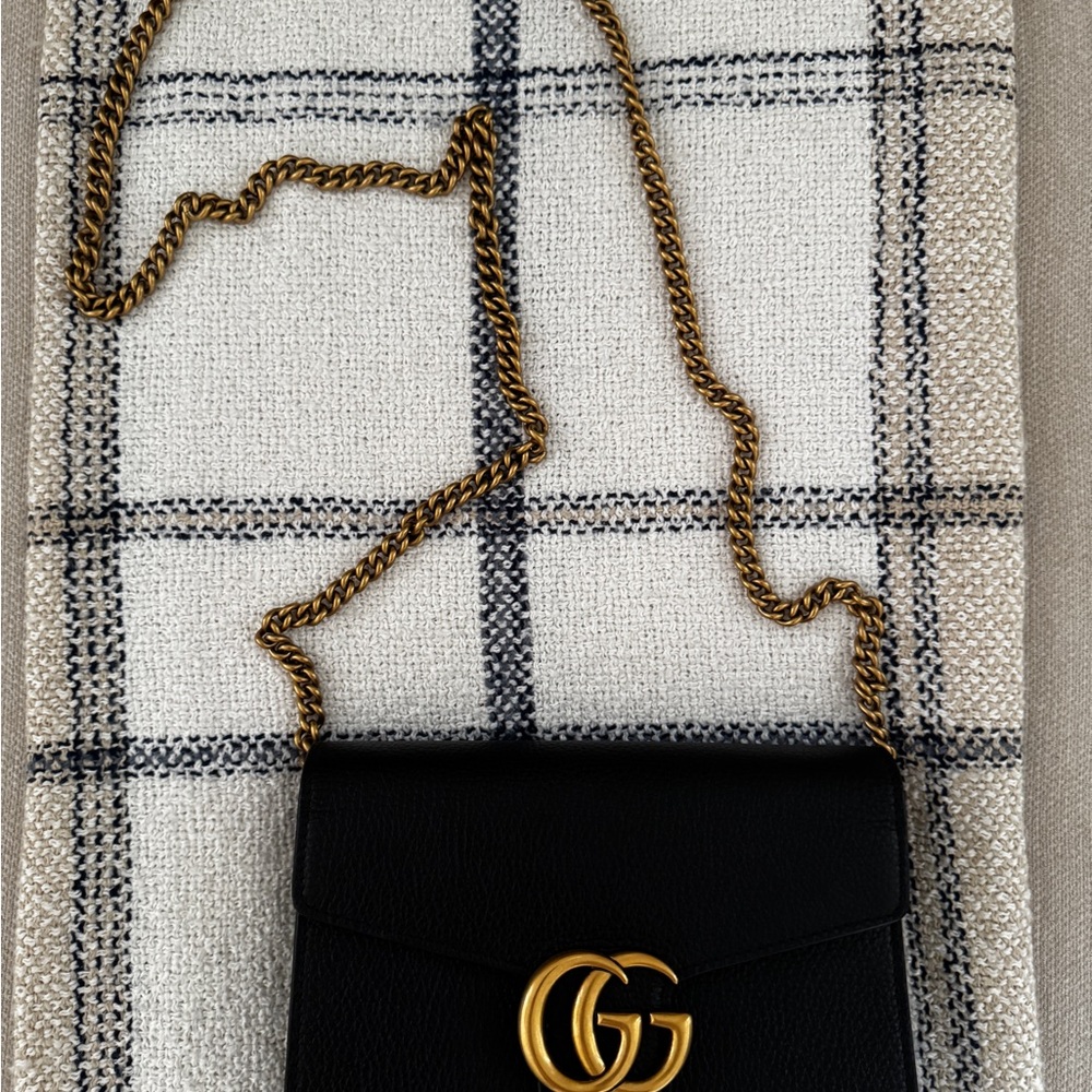 Gucci GG Marmont Small Shoulder Bag Black Leather w/ Box & Dust Bag - Picture 3 of 9